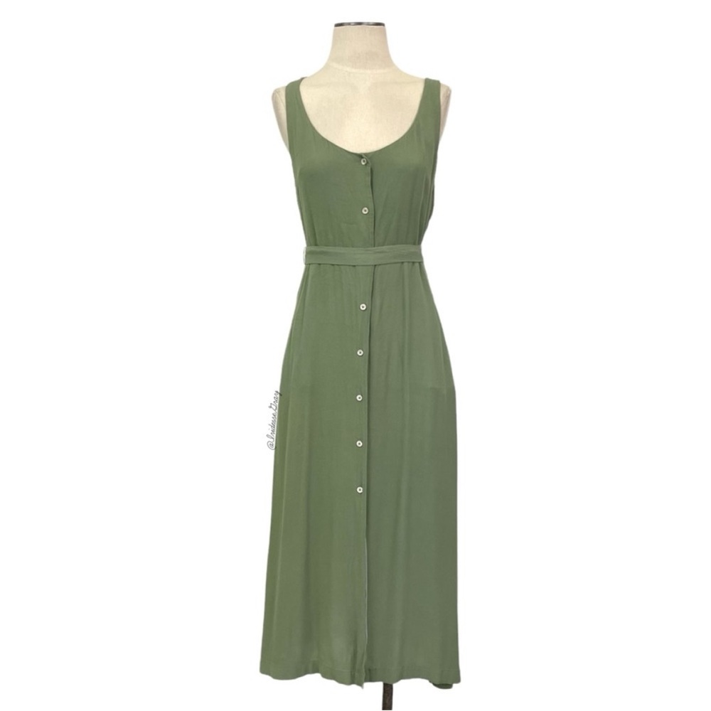 Aritzia- Wilfred Joyce Dress in Light Green Size Small